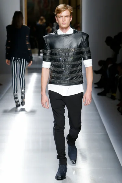 Look 67